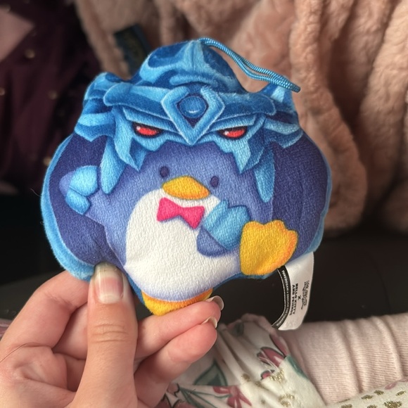 Toy - Picture 3 of 5